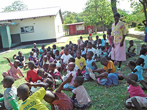Kinder im Freien soo viele Kinder